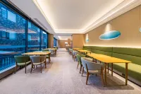 Ji Hotel (Siguniang Mountain Scenic Area Branch) - พร้อมอาหารเช้า