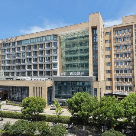 Yinji Seaview Hotel (Yuhuan Kanmen Housha)