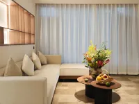 Dali Chengjing · Sunset Bluff Sunset Seaview Art Homestay (Shuanglang Erhai Lake) - parking