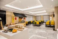 Starway Hotel (Linyi Jiefang Road Taisheng Square)