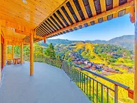 Wuyan Hongyun Hotel (Longsheng Longji Terrace Observation Deck)