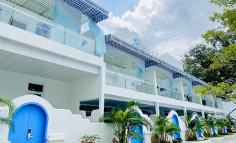 Santorini Hot Spring Resort