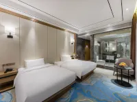 Vienna International Hotel (Xiamen University) Hotels near Siming