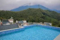 Floral Hotel · Guiyuan Siju Hotel (South Gate of Huangshan Scenic Area,Feicui Valley)