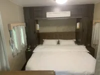 Liyang Qichelais RV Campground Hotels in Caoshan / Wawu Mountain