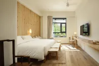 洛陽餘舍ホテル（竜門高速鉄道駅スポーツセンター） 河南科技大学 (开元キャンパス)周辺のホテル