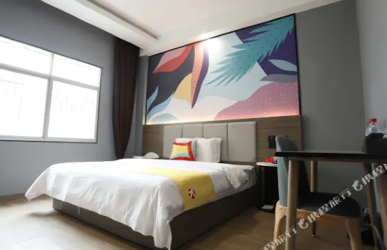 觀山商務賓館（常德石門縣商業步行街店）