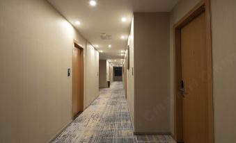 Suitetrails - Nanchang Dushu Jiangnan Hotel