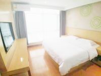 格林豪泰酒店(清河武松公园商务店) - 大床房