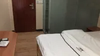 Yunfu Junhuang Hotel Apartment