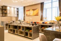Homeinn Selected Hotel (Urumqi Railway Station Weixing Road)