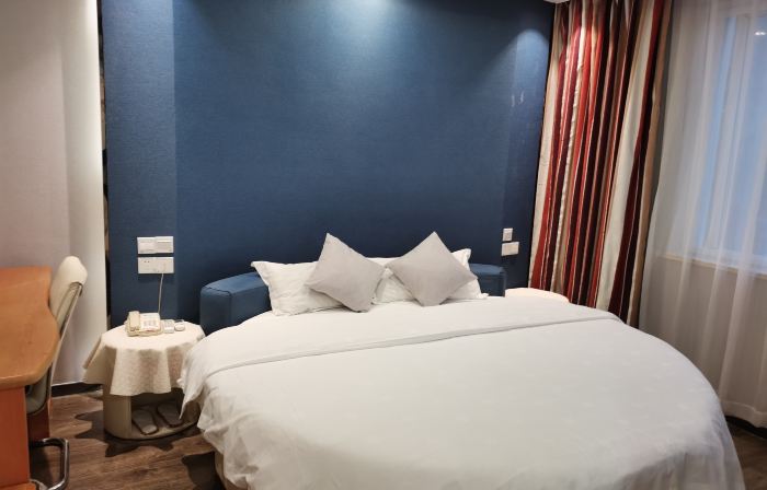 Ruisite Hotel, Luxian County