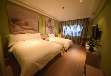 Super 8 Hotel (Yinchuan Gulou Pedestrian Street store) Отели рядом с достопримечательностью «Drum Tower»