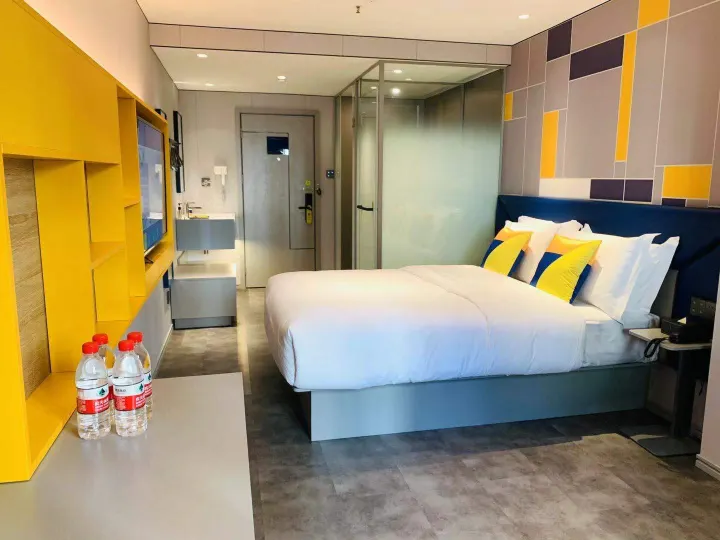 7 Days Premium Hotel (Shenzhen Zhuzilin Subway Station)