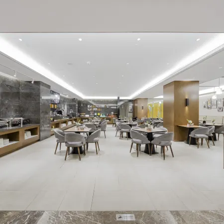 Homeinn Plus Hotel (Wuxi Sanyang Square Shenglimen Subway Station)