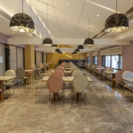 Mercure Hotel Urumqi Railway Bureau