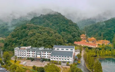 Lvlin Mountain Villa Hotels in Sui County