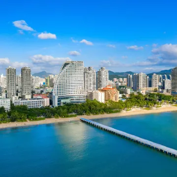 Four Points by Sheraton Hainan Sanya Hotels near Yemeng Gallery