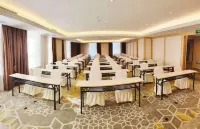 Vienna Hotel Hejiang Yangtze River Bridge Hotels in Hejiang