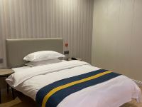 南宁银尚城市快捷酒店 - 标准大床房（无窗）