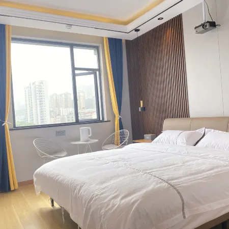 Jingmen Gelv Hotel