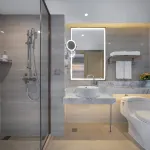 Vienna Hotel (Luoshan) فنادق في لوى شان