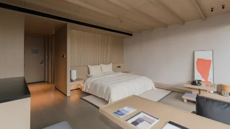 PUSU AROON (Xin'anjiang Branch) Отели рядом с достопримечательностью «Xin'anjiang Hydropower Station»