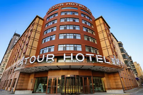 Atour Hotel (Harbin Ice and Snow World, Longchuan Road Metro Station Hotel di Harbin