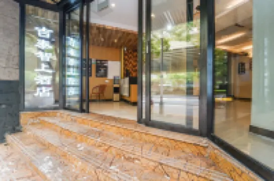 ジータイ智上ホテル（上海南駅漕寶路地下鉄駅） 上海南駅周辺のホテル