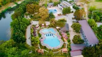Floating Sanctuary by Cocotel Hotel di Marilao