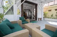 Eco Tree O'Tel Hotels near Labuan Bajo Port