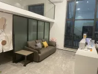 Minimalist City Apartment (Jiu Ming Square Branch)