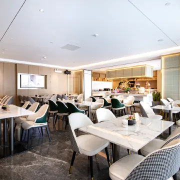 Atour Hotel（Shenzhen Qianhai Bao'an center） Отели рядом с достопримечательностью «Театр Хайя»