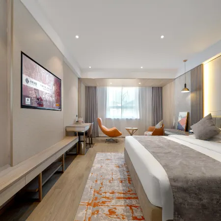 Chonpines Hotel (Daqing West Railway Station Wanda Plaza Branch)