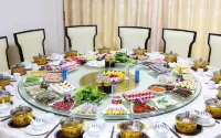 Meizhou Tiandiren Garden Hotel (Meijiang Meixian People’s Square)