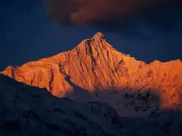 โรงแรมเมนรี สโนว์เมาน์เทน โรงแรมใกล้จุดชมวิวด้านบนหมอกหนา