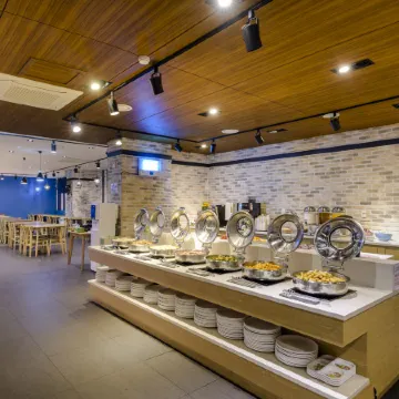 Shin Shin Hotel Jeju Worldcup Отели рядом с достопримечательностью «Парк развлечений Seri World»