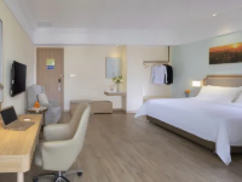 Vienna 3 Best Hotel (Guanyang Bus Station) Hotels near Guanyang Xinwei Zujizhan Exhibition Hall