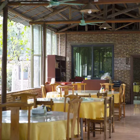 Yingde Fenglin Moke Homestay