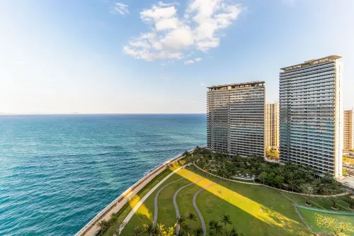 愛上浪花沖浪海景公寓（萬寧融創日月灣店）
