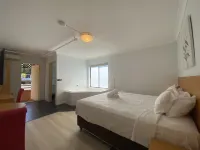 Garden Lodge Sydney Hotel Hotels in Summer Hill