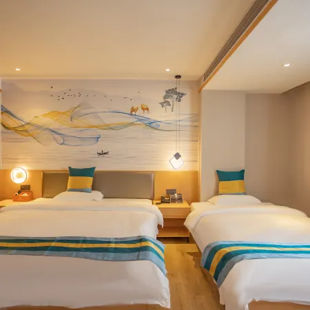 Manfeng Four Seasons Plus Hotel (Binyang Phoenix Lake Park Liwo Plaza Branch)