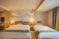 Manfeng Four Seasons Plus Hotel (Binyang Phoenix Lake Park Liwo Plaza Branch)