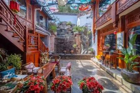 Cloudy Sun, Sunshine, Jinshan View, Snow Mountain Ancient City, Panoramic Mountain Residence