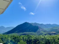 Ibis Styles Hotel (Qilian Zhuoer Mountain Scenic Area Branch)