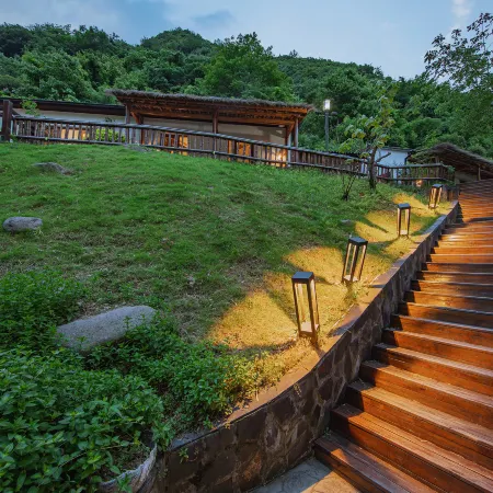 Anji dust-free night (former dust-free valley longtan mountain residence)