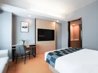 Aifeng Hotel (Taiye International Plaza Branch, Dali High speed Railway Station) Hotels near Caicun
