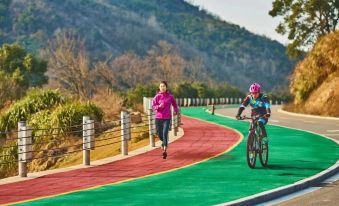 Xiangshan Weilai Whale Homestay (Banbianshan Tourism Resort Area)