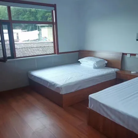 Pingshan Tuoliang Huimin Inn