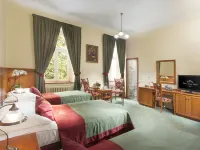 Green Garden Hotel Hotels near Vila Flora